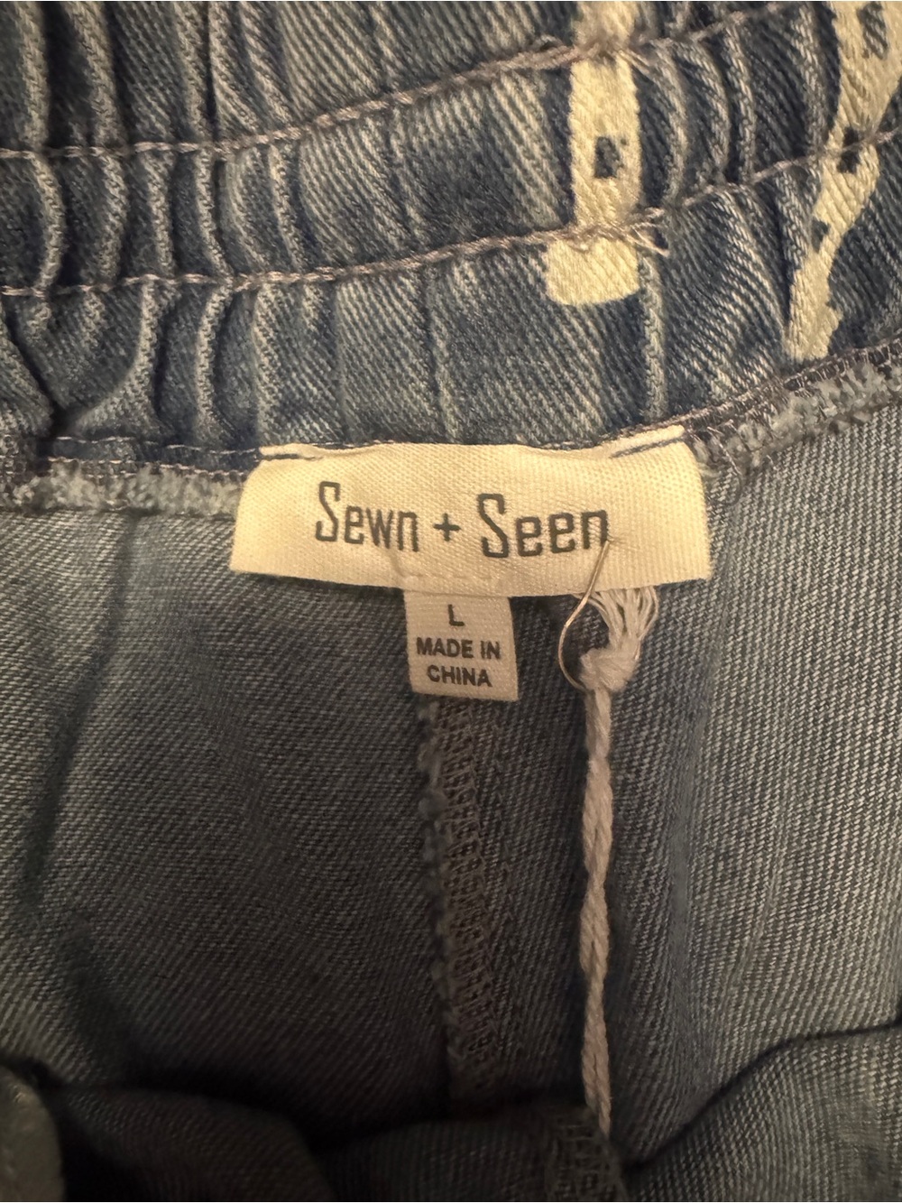 Drawstring Barrel Jeans - Picture 3 of 3